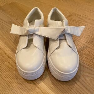 Calissa White Bow Flatform Sneakers